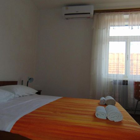 Marina Apartment End Rooms Vela Luka Esterno foto