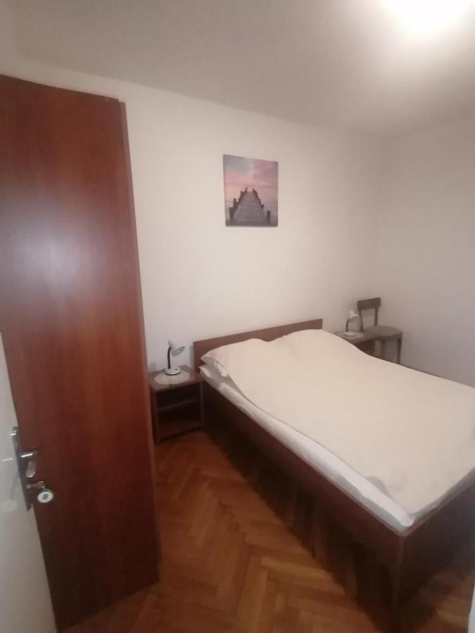Marina Apartment End Rooms Vela Luka Esterno foto